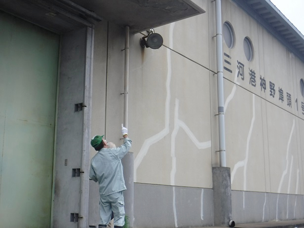 管理施設の巡回点検の様子